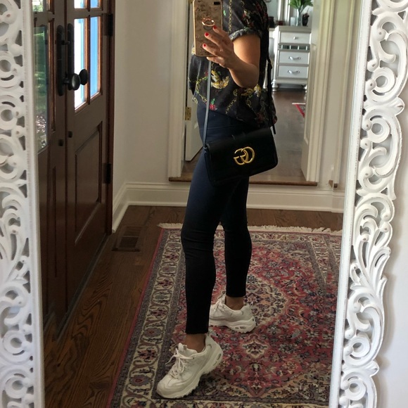 SOLD πΊπΈπΌ Gucci Arli shoulder/crossbody small - Picture 11 of 12